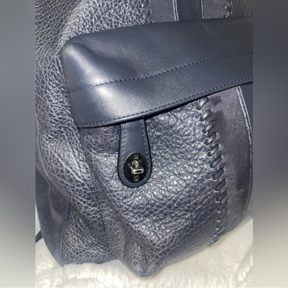 EUC LEATHER COACH BACKPACK - Picture 3 of 8